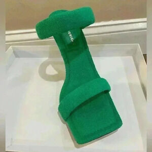 Good American green‎ sandals Terry cloth slip on square front. 8.5  New